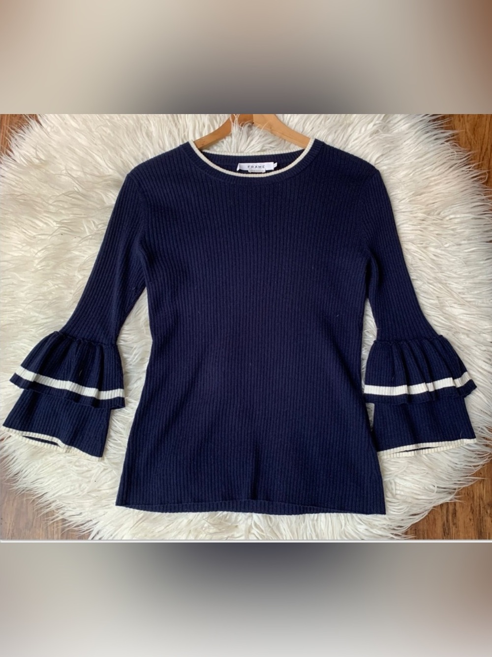 Frame Ribbed Knit Ruffle Sleeve Sweater Navy Size Medium - Picture 1 of 8